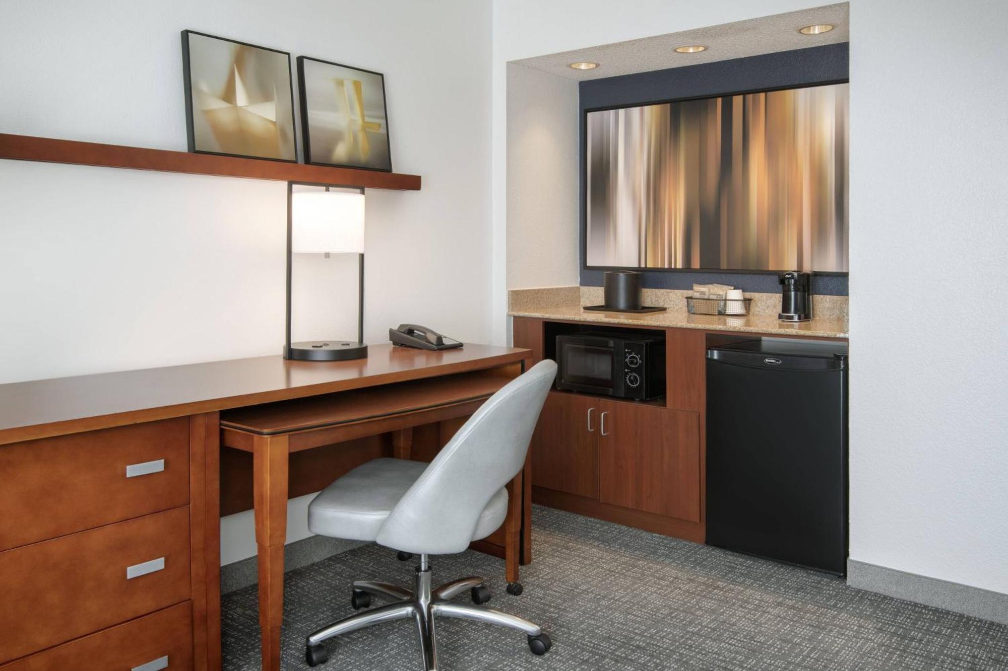 Courtyard By Marriott Augusta Ξενοδοχείο Εξωτερικό φωτογραφία
