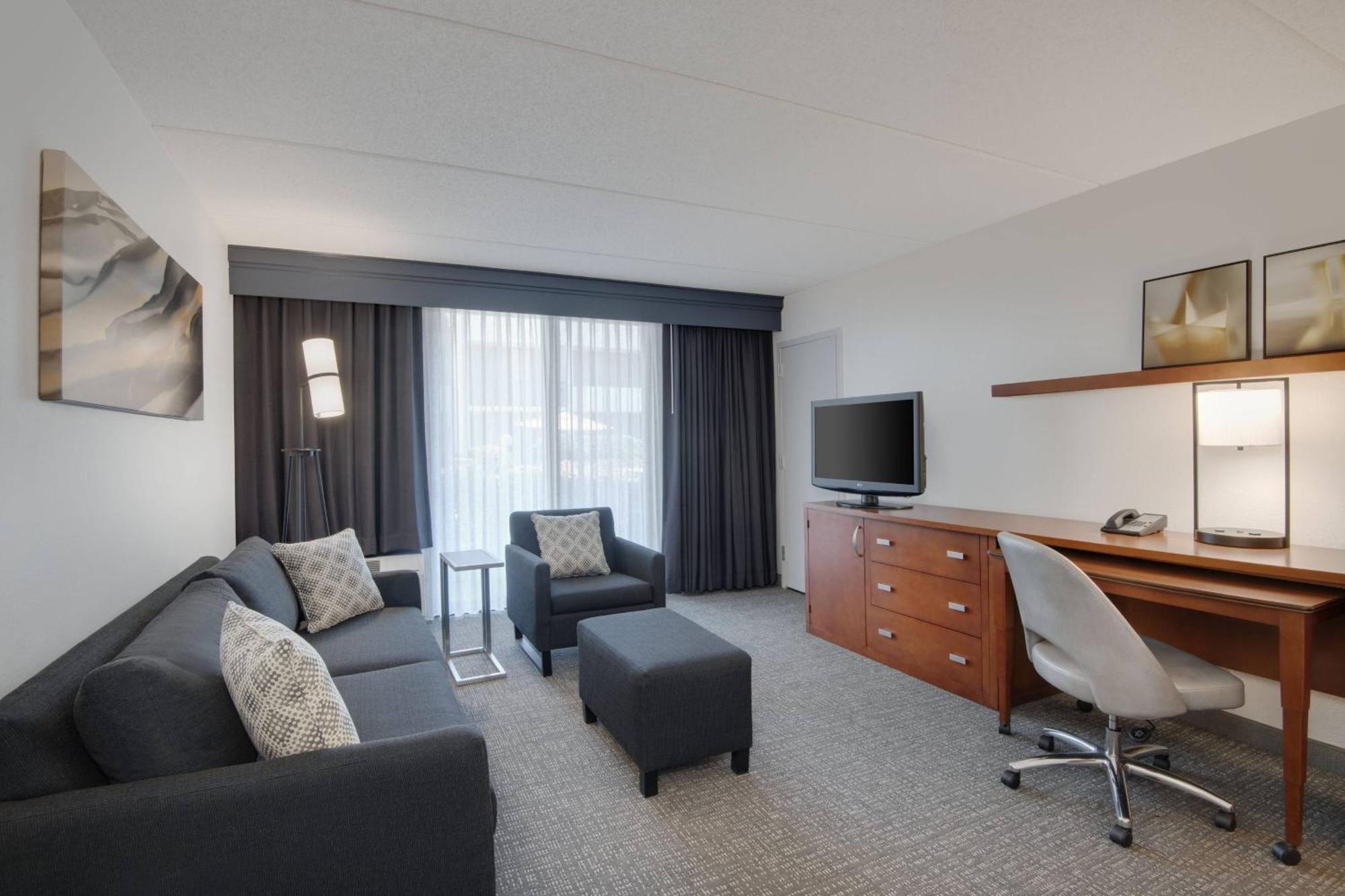 Courtyard By Marriott Augusta Ξενοδοχείο Εξωτερικό φωτογραφία